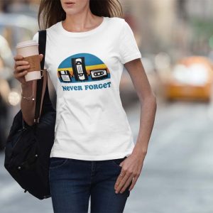 Never Forget. Polera Blanca Mujer