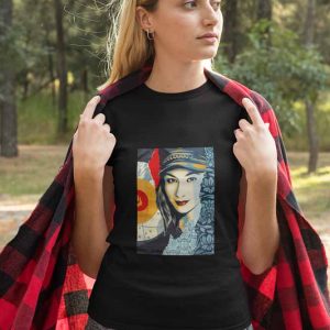 Shepard Fairey .9  Polera Negra Mujer