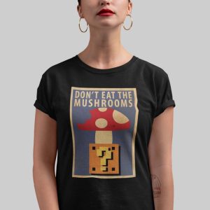 Mario Mushroom. Polera Negra Mujer